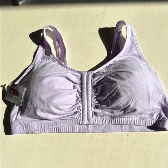*NWT -FRUIT OF THE LOOM BRAS WITH FRONT CLOSURE - PERFECT FOR AFTER A SURGERY - Picture 1 of 9